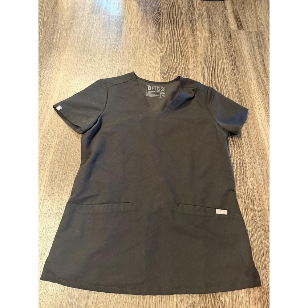 FIGS Technical Collection Black V-Neck Scrub Top Womens XS 2-Pocket Medical Tee